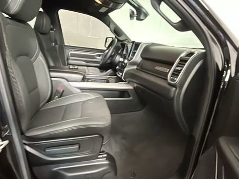 Used 2024 RAM 1500 Big Horn AWD/4WD image 30