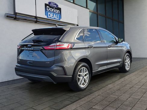 Certified 2022 Ford Edge SEL w/ Convenience Package image 3