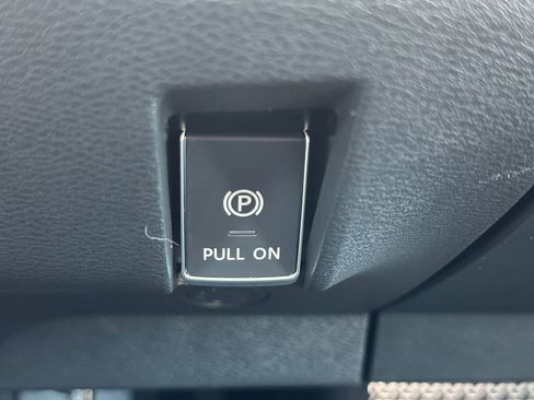 Used 2023 Nissan Ariya Evolve+ image 46