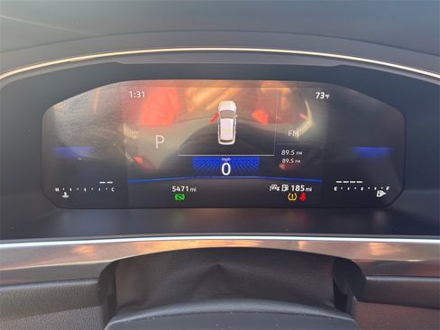 New 2024 Volkswagen Tiguan SE image 16