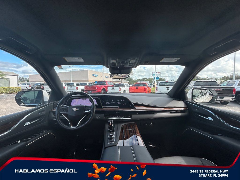 Used 2023 Cadillac Escalade Premium Luxury w/ LPO, Radiant Package AWD/4WD image 34