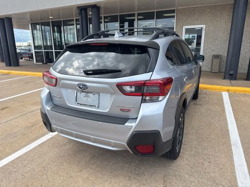 Used 2023 Subaru Crosstrek 2.5i Limited AWD/4WD image 5