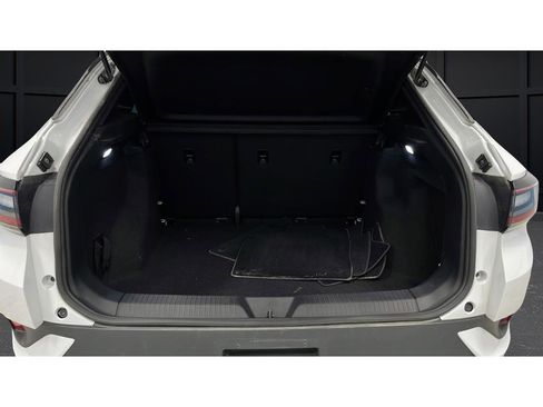 Used 2022 Volkswagen ID.4 Pro AWD/4WD image 26