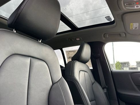 New 2026 Volvo XC40 B5 Plus w/ Protection Package Premier AWD/4WD image 16