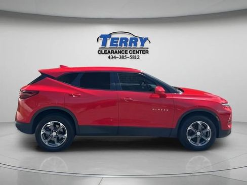 Used 2023 Chevrolet Blazer LT FWD image 1