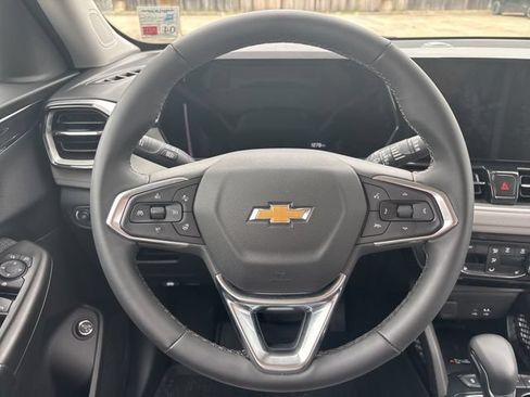 New 2026 Chevrolet TrailBlazer LT w/ Convenience Package FWD image 22
