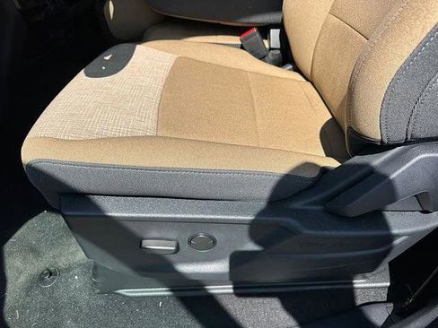 New 2025 Ford F250 XLT w/ Black Appearance Package image 9