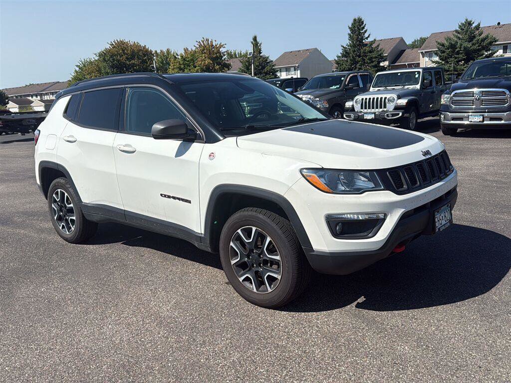 Used 2020 Jeep Compass Trailhawk w/ Cold Weather Group AWD/4WD image 9