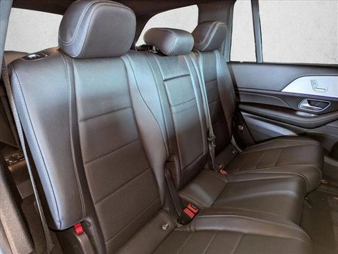 Certified 2024 Mercedes-Benz GLS 450 4MATIC image 21