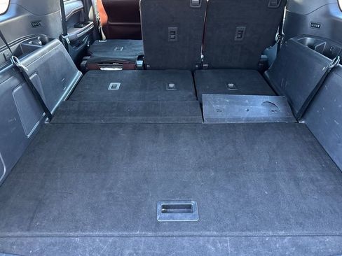 Used 2024 Ford Expedition Max Limited image 16