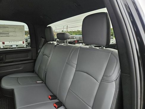 New 2026 RAM 3500 Tradesman AWD/4WD image 30