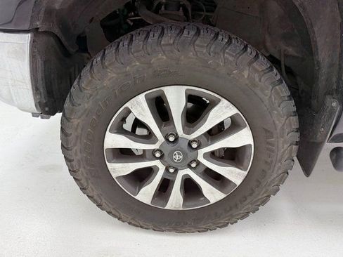 Used 2019 Toyota Tundra SR5 image 12
