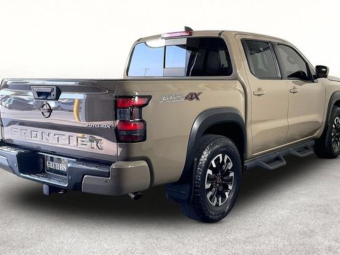 Used 2023 Nissan Frontier PRO-4X w/ Pro Convenience Package AWD/4WD image 4