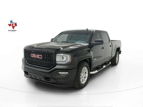Used 2018 GMC Sierra 1500 SLT w/ All Terrain Package image 4