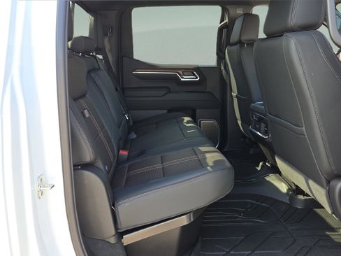 New 2026 Chevrolet Silverado 1500 High Country AWD/4WD image 30