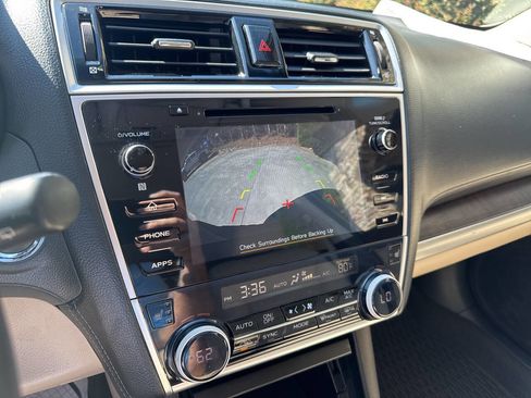 Used 2018 Subaru Outback 2.5i Limited w/ Popular Package #2 image 21