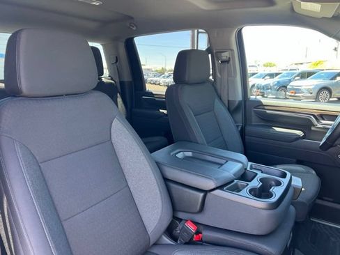 Used 2025 Chevrolet Silverado 2500 LT w/ Convenience Package AWD/4WD image 29