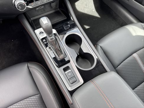 New 2025 Nissan Altima 2.5 SR image 16