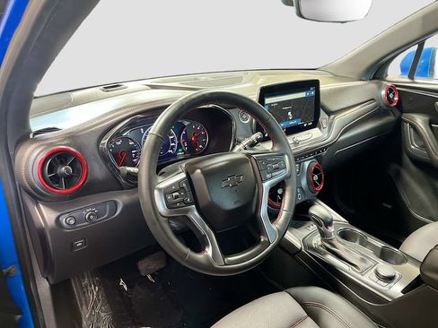 Used 2025 Chevrolet Blazer RS w/ Driver Confidence II Package AWD/4WD image 9
