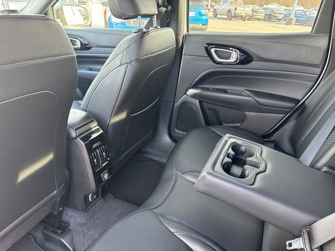 New 2026 Jeep Compass Latitude image 21