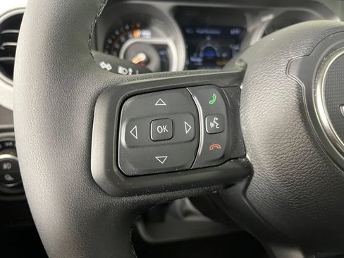 Used 2026 Jeep Gladiator Sport AWD/4WD image 21