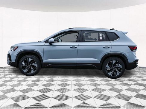 New 2026 Volkswagen Taos SE AWD/4WD image 19