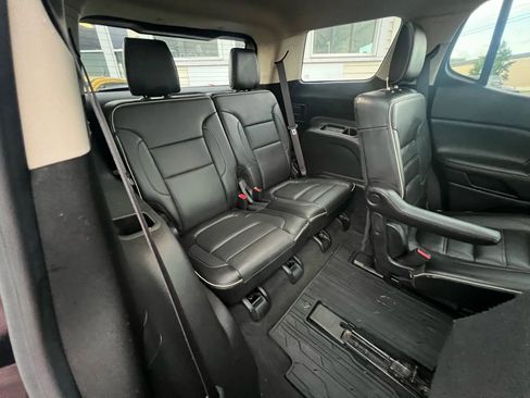 Used 2017 GMC Acadia Denali image 41