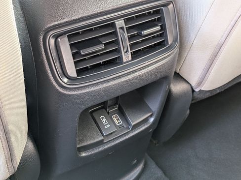 Used 2018 Honda CR-V EX image 30