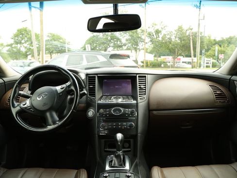 Used 2012 INFINITI FX35 AWD w/ Premium Pkg image 13