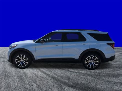 New 2026 Ford Explorer ST-Line RWD image 7