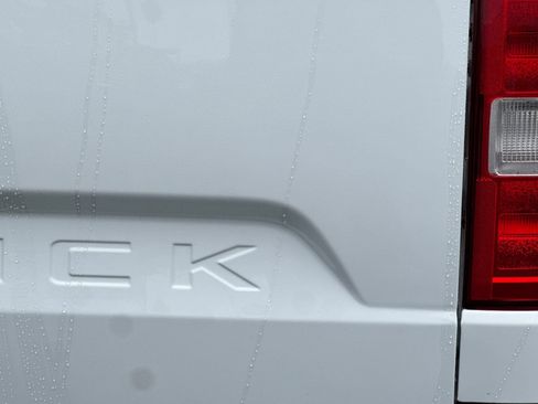 New 2026 Ford Maverick XL image 25