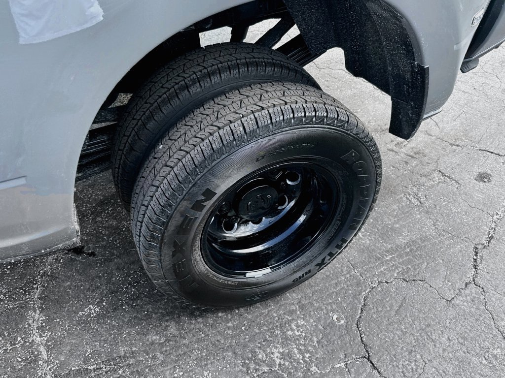 New 2027 RAM 3500 Big Horn AWD/4WD image 34