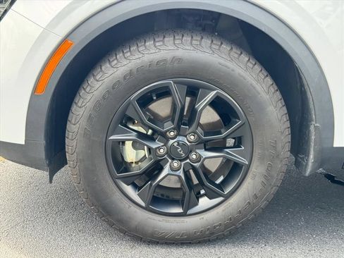Certified 2025 Kia Sportage X-Pro Prestige AWD/4WD image 9