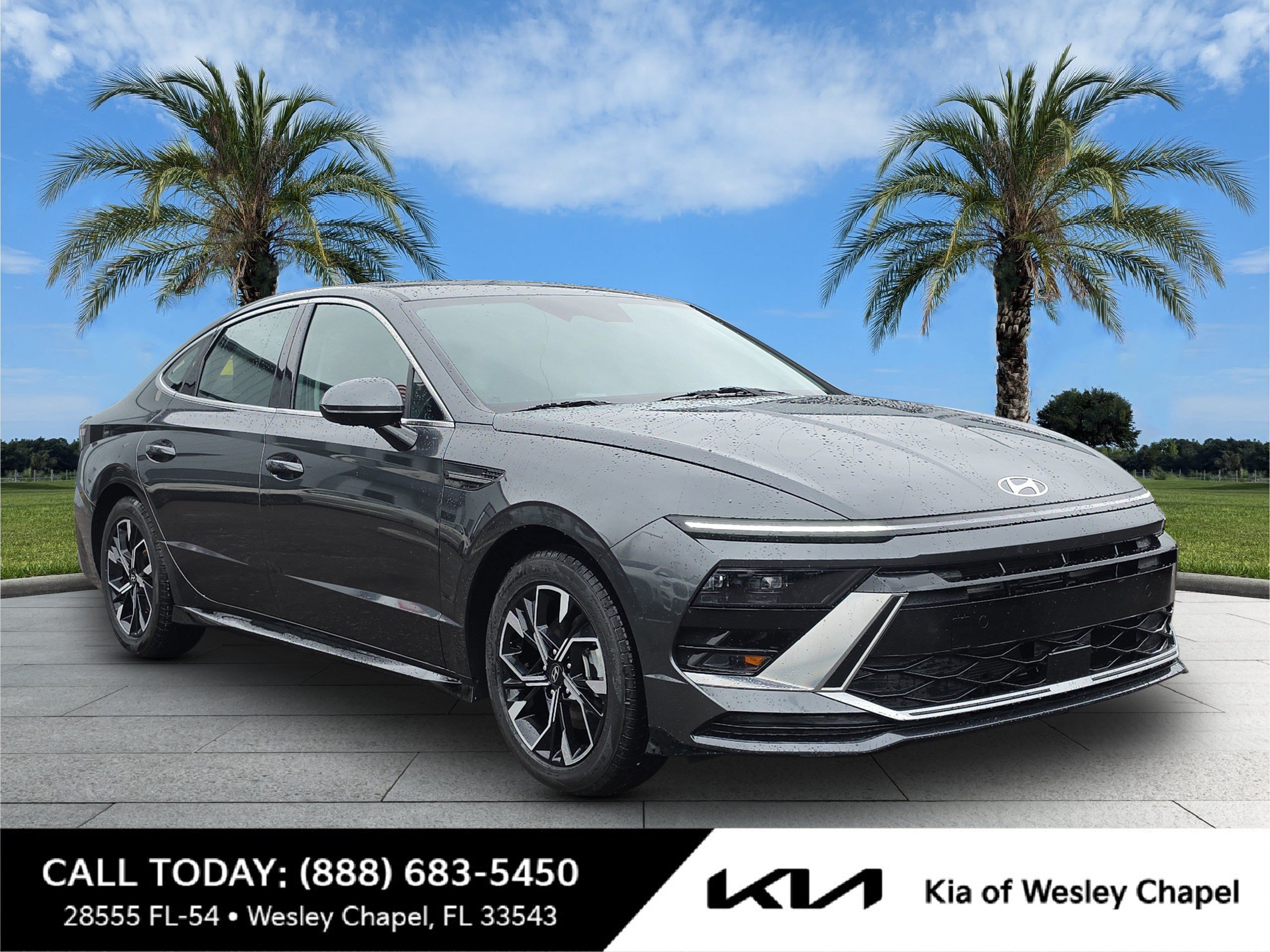 Used 2025 Hyundai Sonata SEL FWD image 1