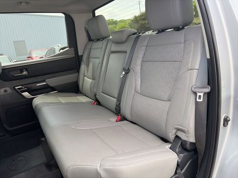 Used 2024 Toyota Tundra Limited image 11