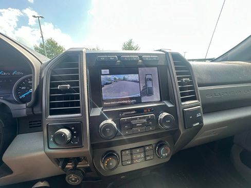 Used 2021 Ford F250 XL w/ STX Appearance Package AWD/4WD image 9