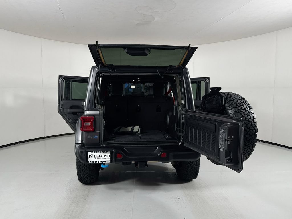 Used 2023 Jeep Wrangler Unlimited Rubicon 4xe AWD/4WD image 28