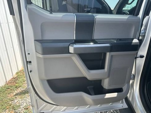 Used 2017 Ford F150 XLT w/ Equipment Group 301A Mid AWD/4WD image 16
