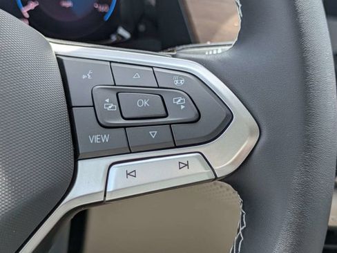 New 2026 Volkswagen Atlas SE FWD image 28