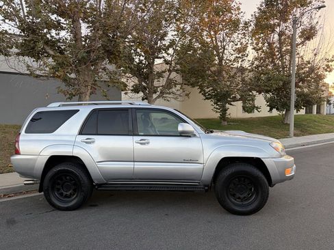 Used 2005 Toyota 4Runner Sport RWD image 2