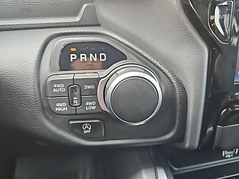 Certified 2025 RAM 1500 Big Horn image 26