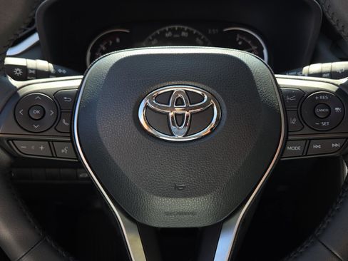 Certified 2025 Toyota RAV4 XLE Premium image 33