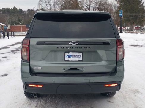 Used 2023 Chevrolet Suburban Z71 w/ Luxury Package image 6