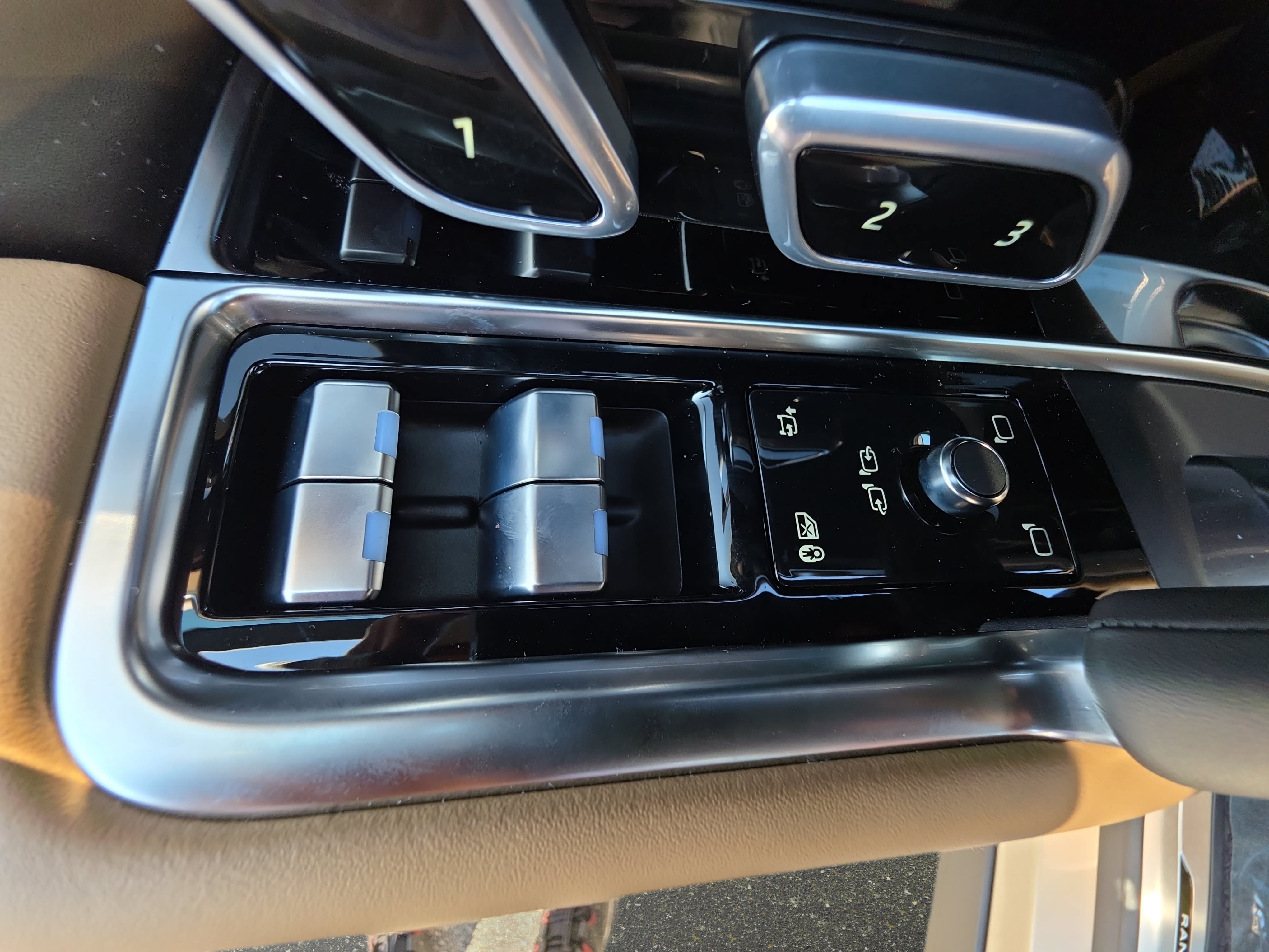 New 2026 Land Rover Range Rover SE AWD/4WD image 29