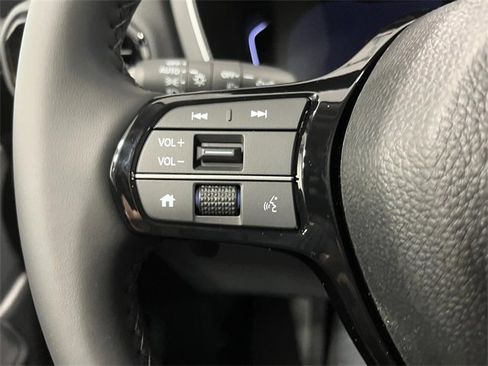 New 2025 Honda Pilot Touring image 18