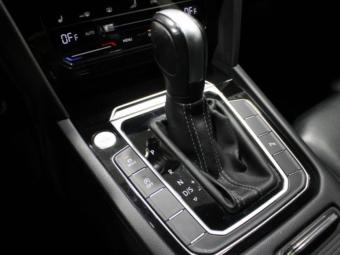 Used 2023 Volkswagen Arteon SEL image 21