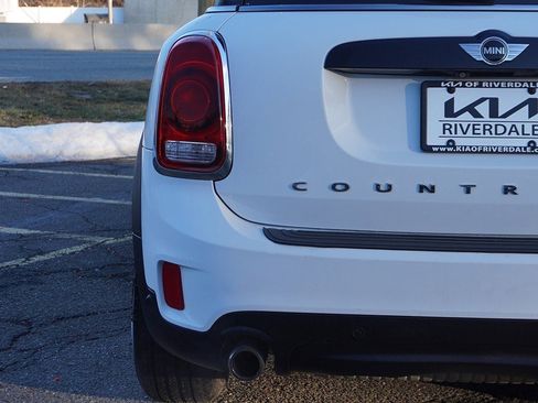 Used 2018 MINI Cooper Countryman S image 12