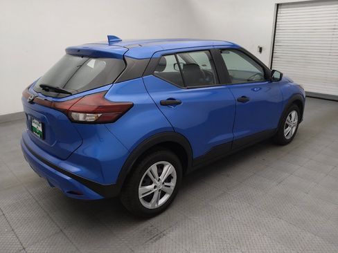Used 2024 Nissan Kicks S FWD image 10