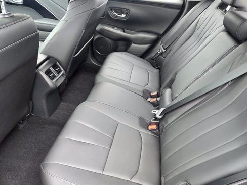 Certified 2025 Acura ADX AWD image 30