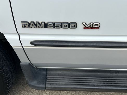 Used 1999 Dodge Ram 2500 Truck 2WD Quad Cab image 79